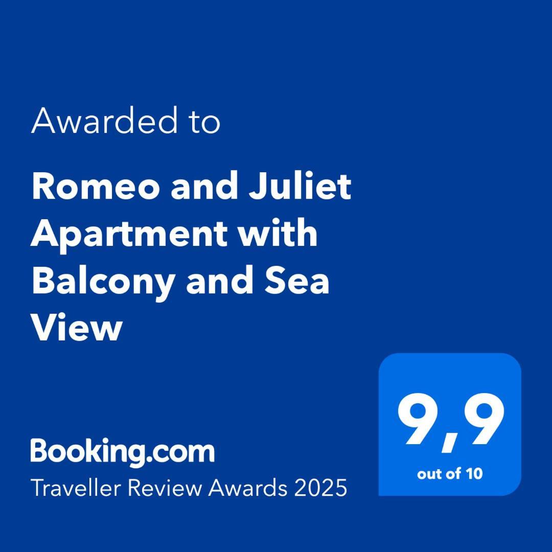 Romeo And Juliet Apartment With Balcony And Sea View Poreč Exterior foto